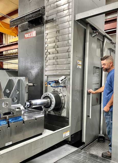 Horizontal Boring Mill machine operator